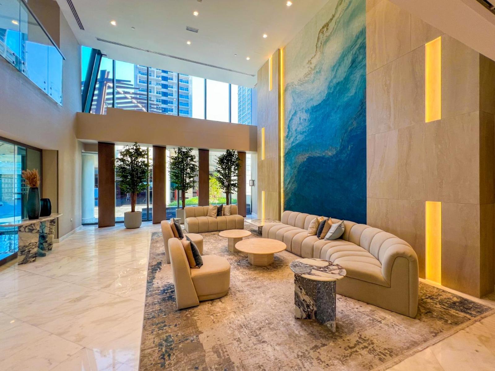 Apartment Marina Elegant 1 Bedroom On The Canal